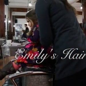 El cabello de Emily: La pequeña que donó su cabello para los niños con cancer